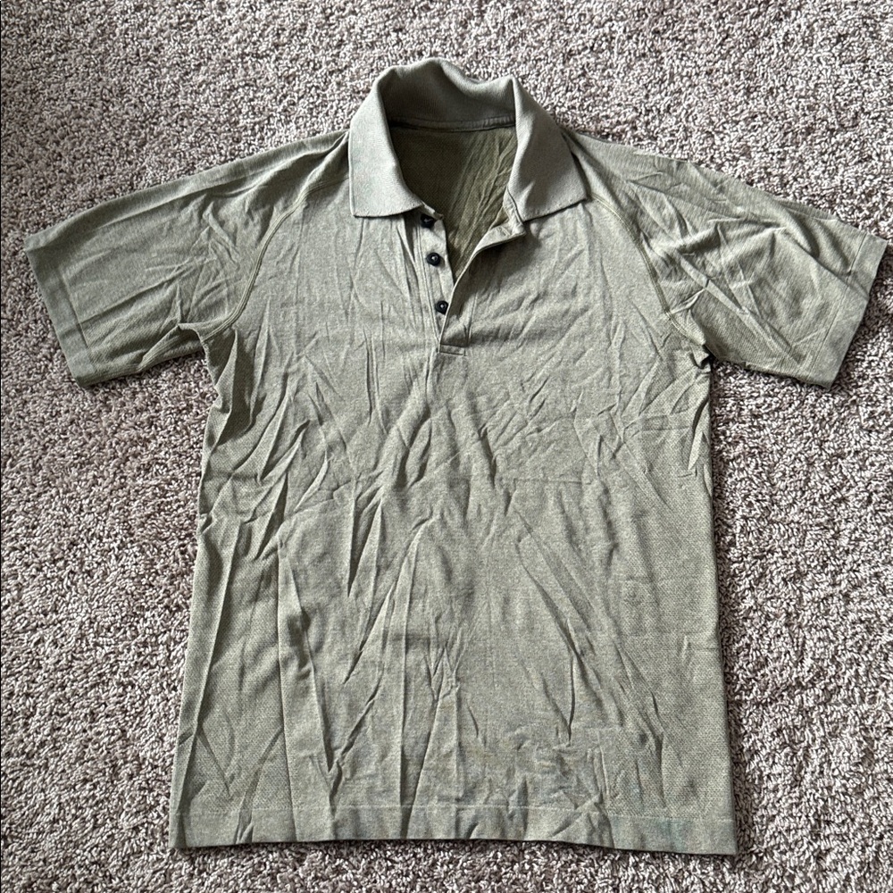Lululemon Men’s Small Metal Vent Tech Button Polo Heathered Fatigue Green Golf